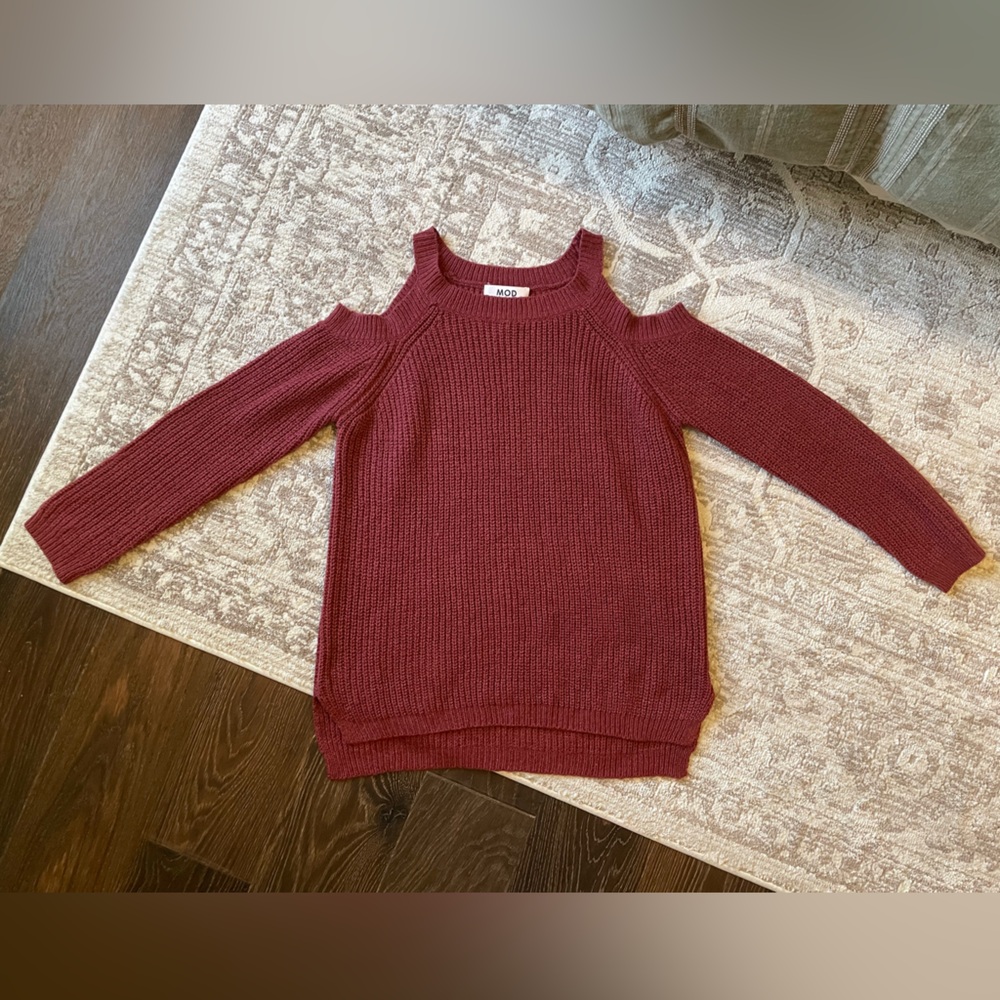 MOD Boutique Sweater in Rust Orange, Size L